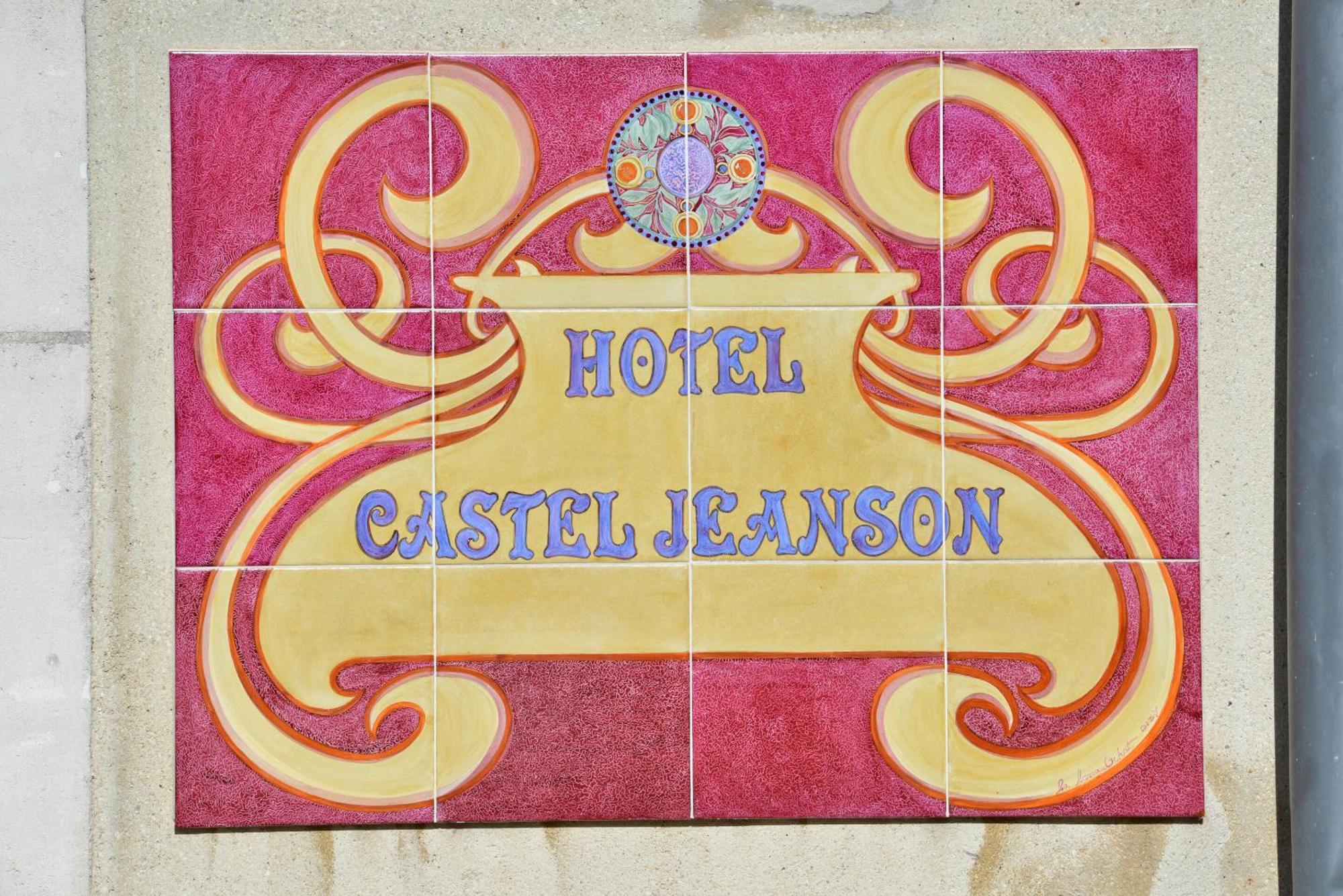 Hotel Castel Jeanson เอ-แชมเปญ ภายนอก รูปภาพ